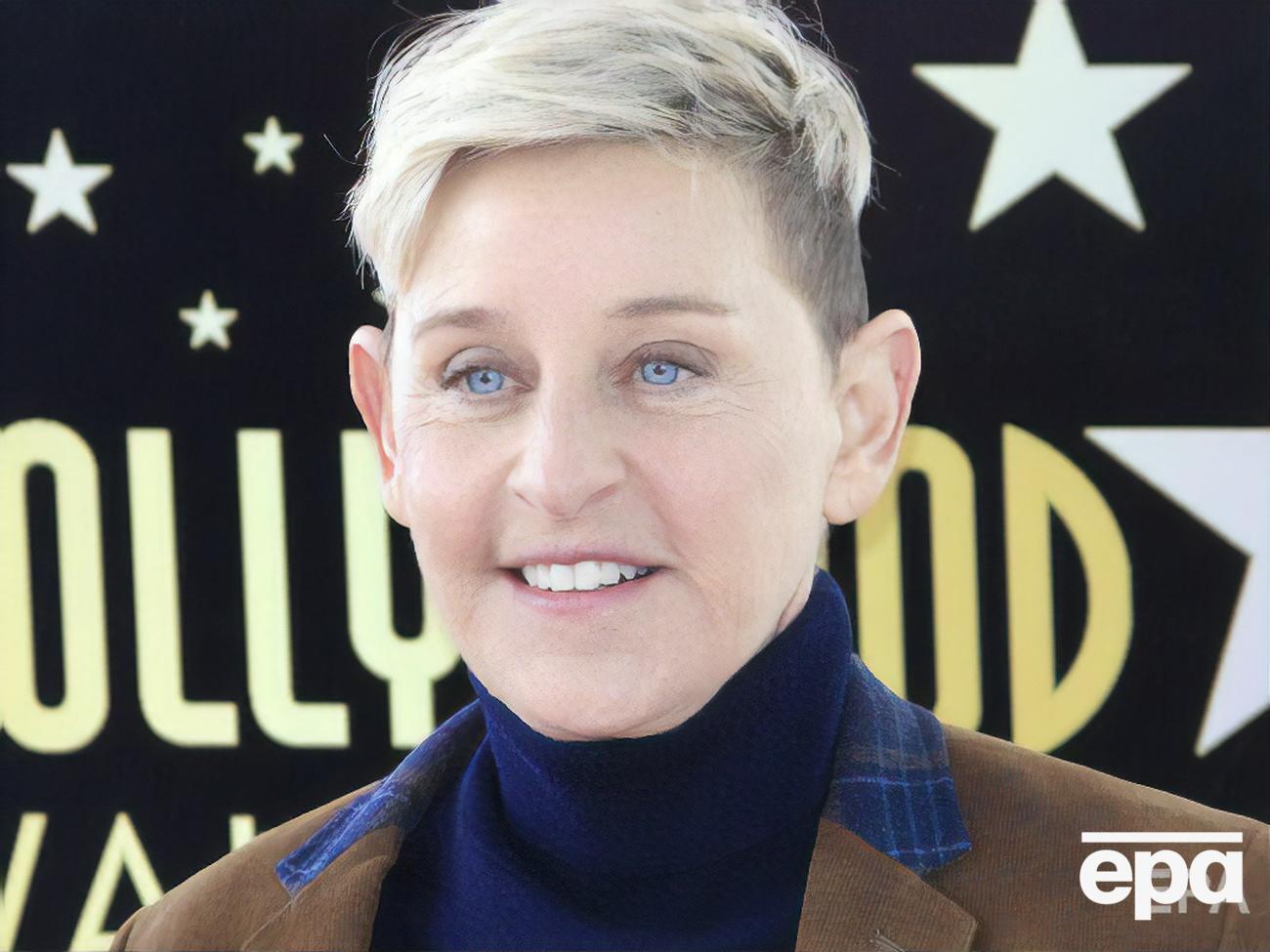 Перший сезон The Ellen Show із Дедженерес вийшов в ефір у вересні 2003 року
