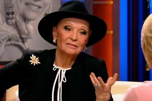 Светличная: У меня очень серьезная история. Это голова…