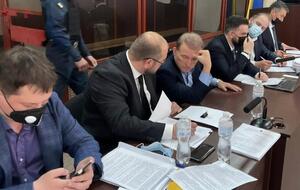 Медведчук заявил, что у него есть "много друзей, которые могут внести деньги"