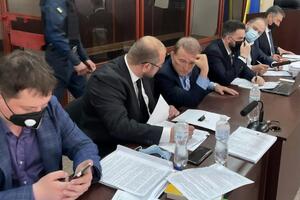 Медведчук заявил, что у него есть "много друзей, которые могут внести деньги"