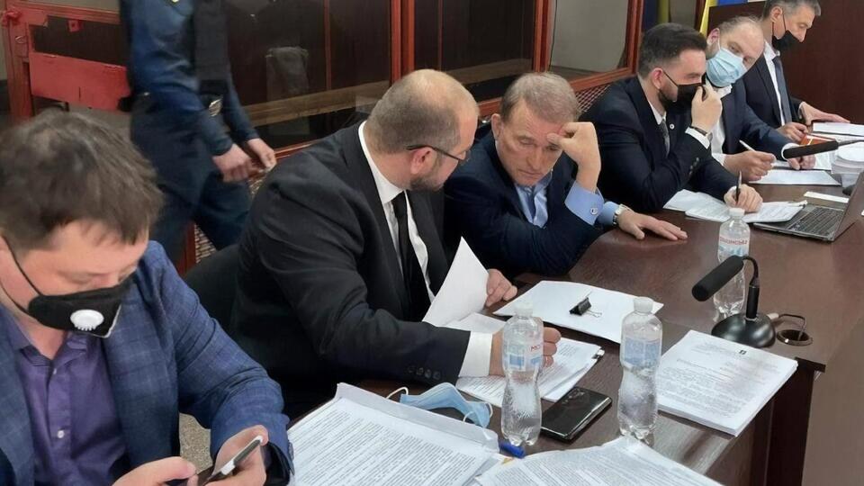 Медведчук заявив, що в нього є "багато друзів, які можуть внести гроші"