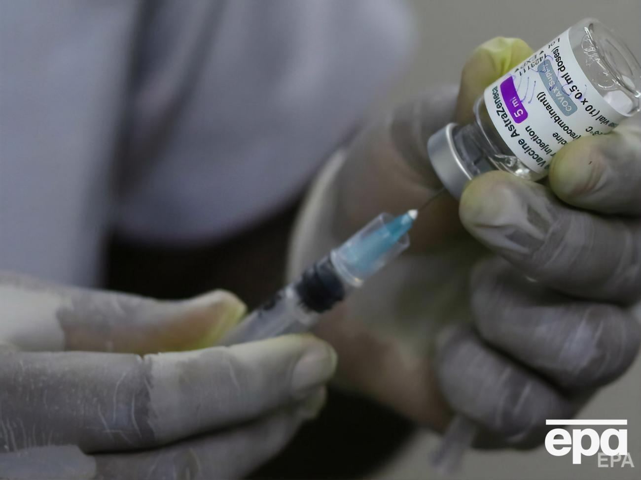 26 тыс. доз вакцины AstraZeneca зарезервировали для ревакцинации