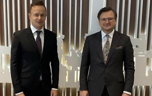 Сийярто и Кулеба встретились в Братиславе