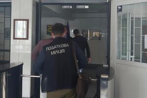 Отримані від комунального підприємства гроші переказували на рахунки підприємств з ознаками фіктивності, вважають у Держфіскальній службі