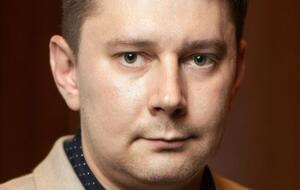 По словам Костюка, в написании выступлений для президента нет единого механизма