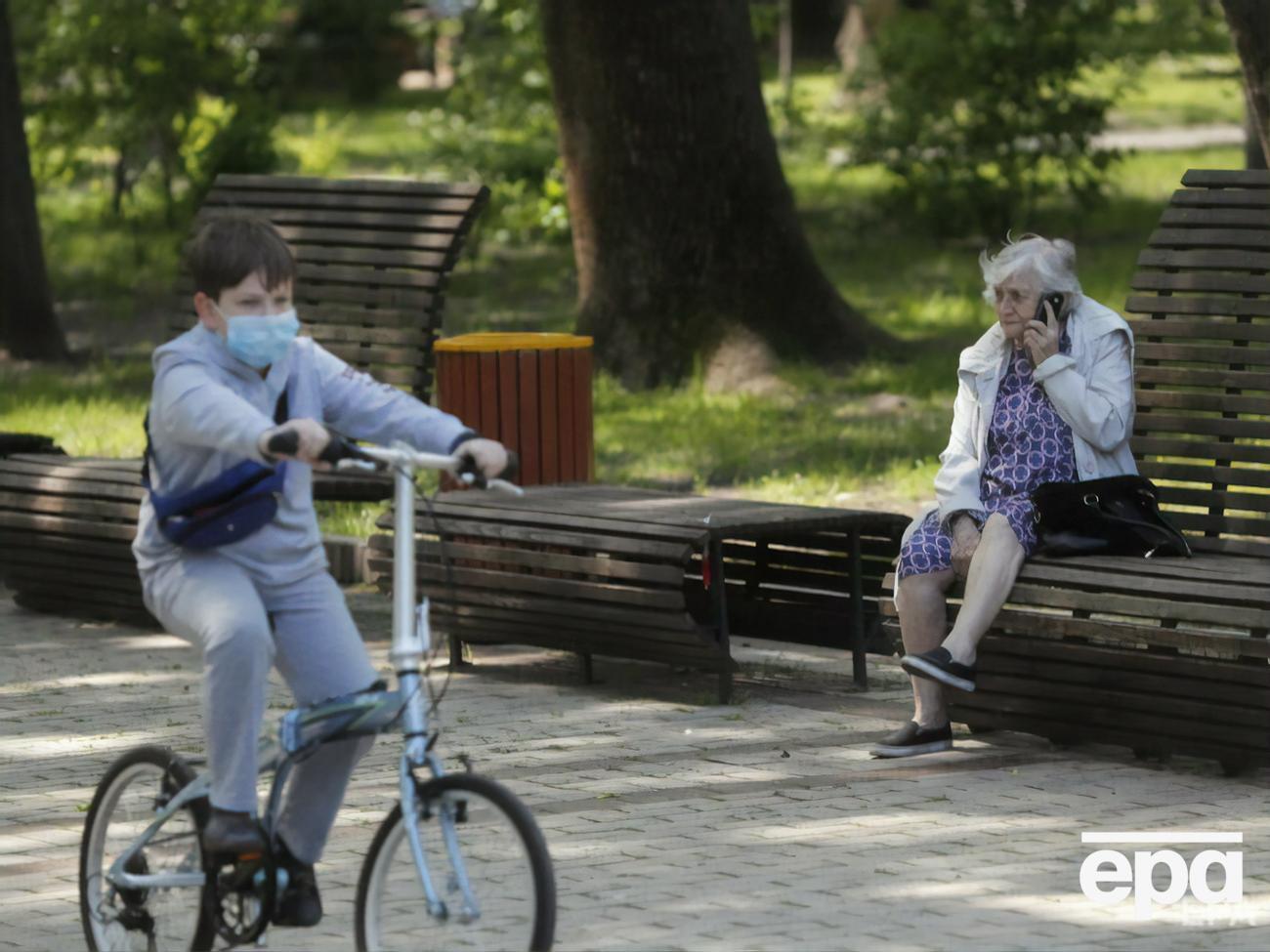 В Украине выявили более 2,14 млн случаев COVID-19