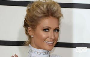 Хилтон объявила о помолвке с Реумом в феврале 2021 года