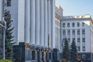Мендель останется работать в Офисе президента Украины