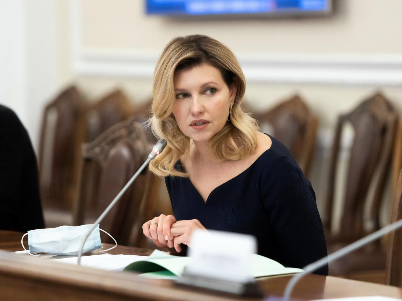 Зеленська не вважає, що оточення влаштовує її чоловікові "теплі ванни"