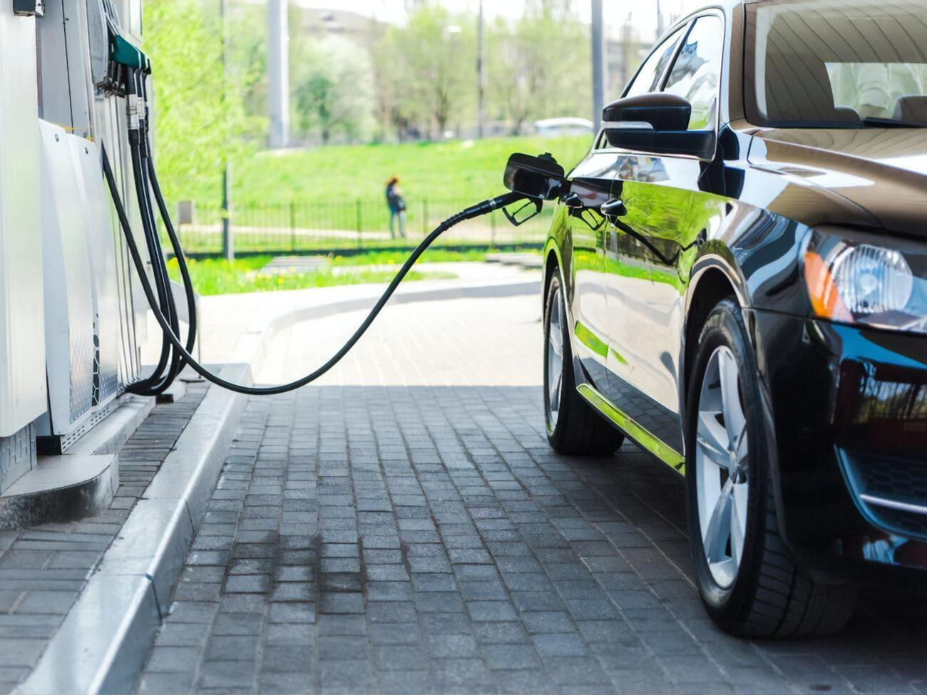 Средние розничные цены на бензины с 30 апреля по 12 мая увеличились на 0,55&ndash;0,7 грн/л