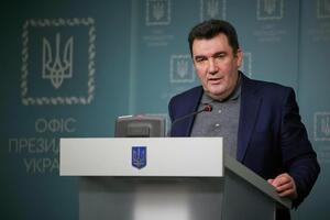 Данілов розповів, що 111 кримінальних авторитетів, проти яких застосували санкції, перебувають на території України