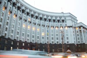 Двоє членів Кабміну подали у відставку