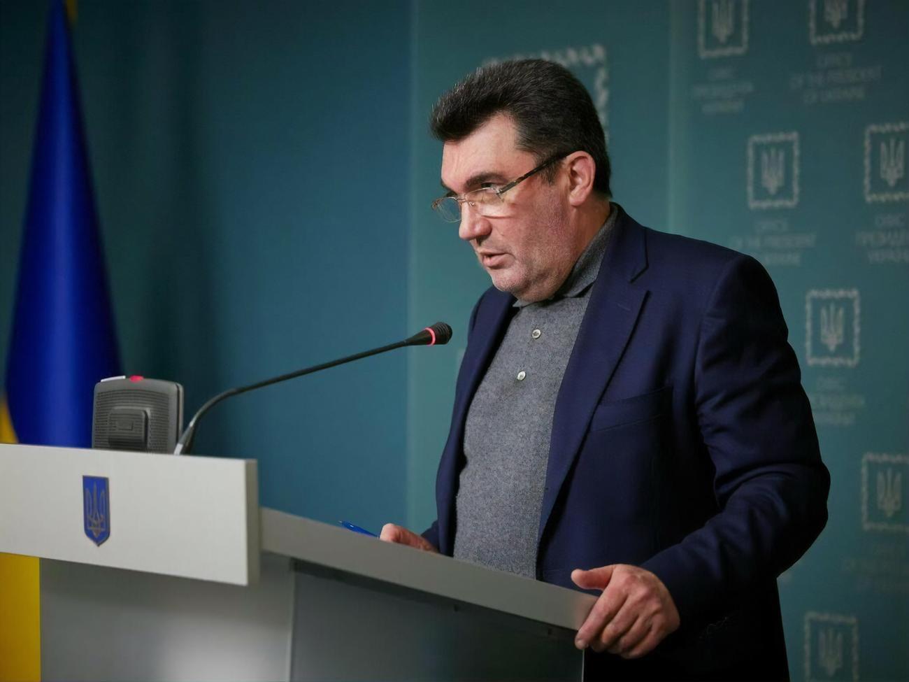 Данилов сказал, что сейчас&nbsp;украинским властям известно о 61 украинце, против которых США ввели санкции
