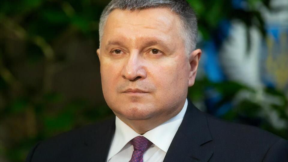 Аваков: СНБО принял предложение правительства по ряду санкций в отношении "воров в законе"