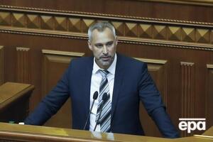 Рябошапка (на фото) вважає Медведчука "абсолютно не бідним"