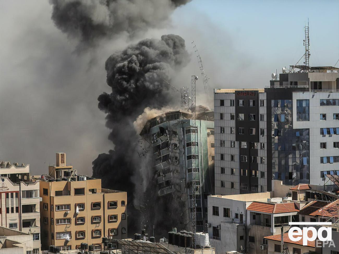 Военные Израиля за час предупредили об атаке на башню "Аль-Джалаа"