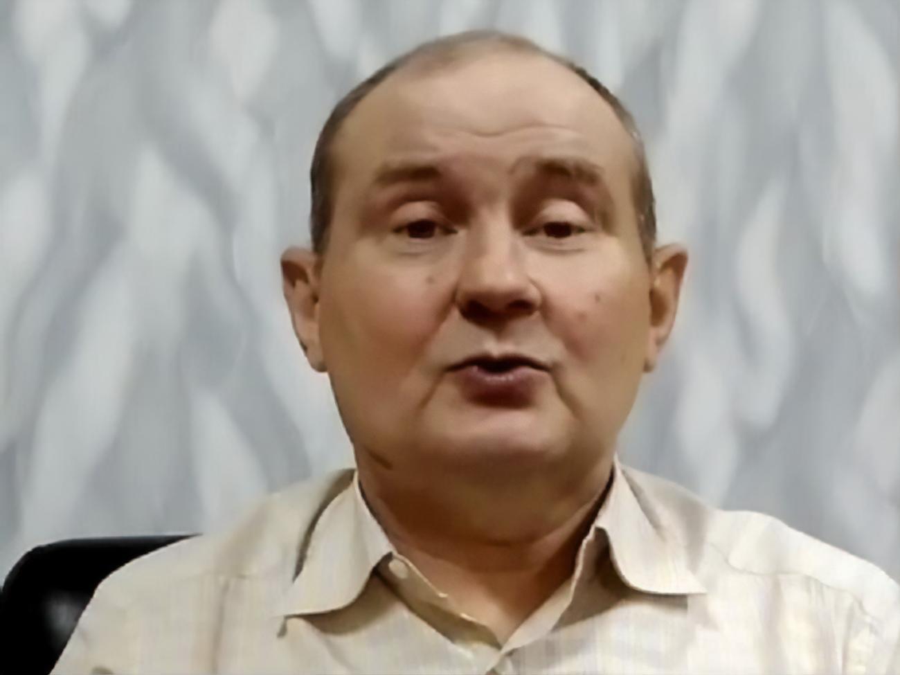 Чаус пообіцяв повернутися в Україну