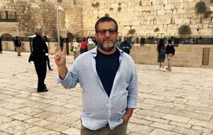 Арабы нападают на Израиль и не несут никакой ответственности. Чего бы не воевать: если выиграешь – тебе все. А если проиграешь – ничего