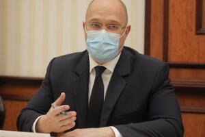 Майже всі області наразі перебувають у "жовтій" зоні карантину, зазначив Шмигаль