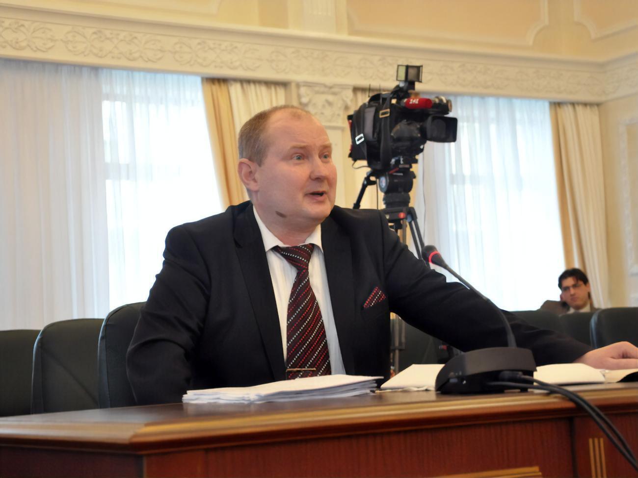 Чаус сьогодні вийшов на зв'язок, але не повідомив, де перебуває