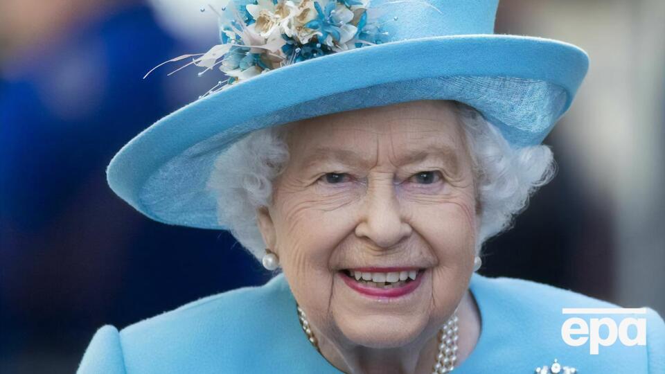 За годы правления Елизавета II посадила около 1,5 тыс. деревьев по всему миру