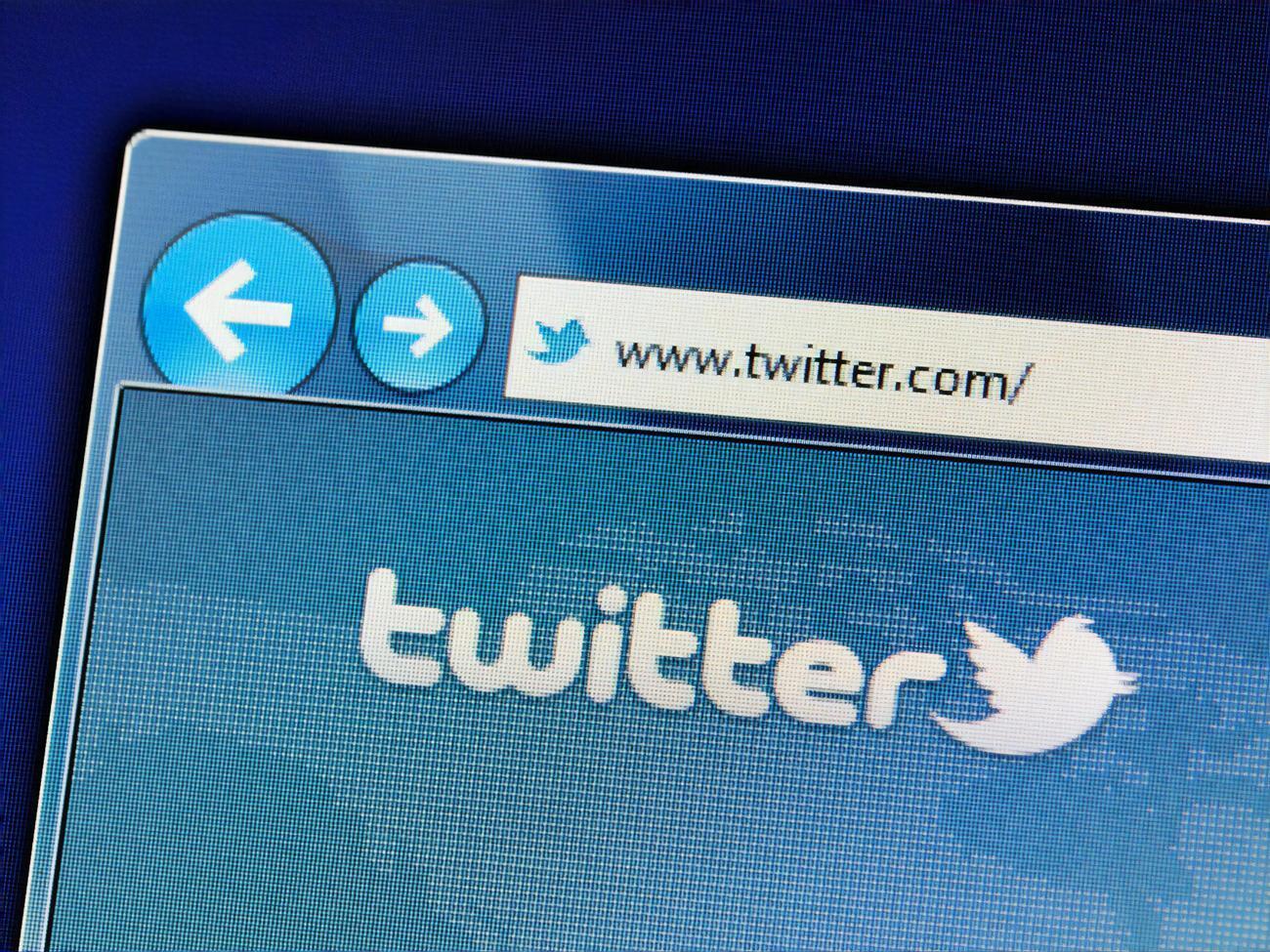 Модераторы Twitter по требованию Роскомнадзора удалили свыше 91% запрещенной информации