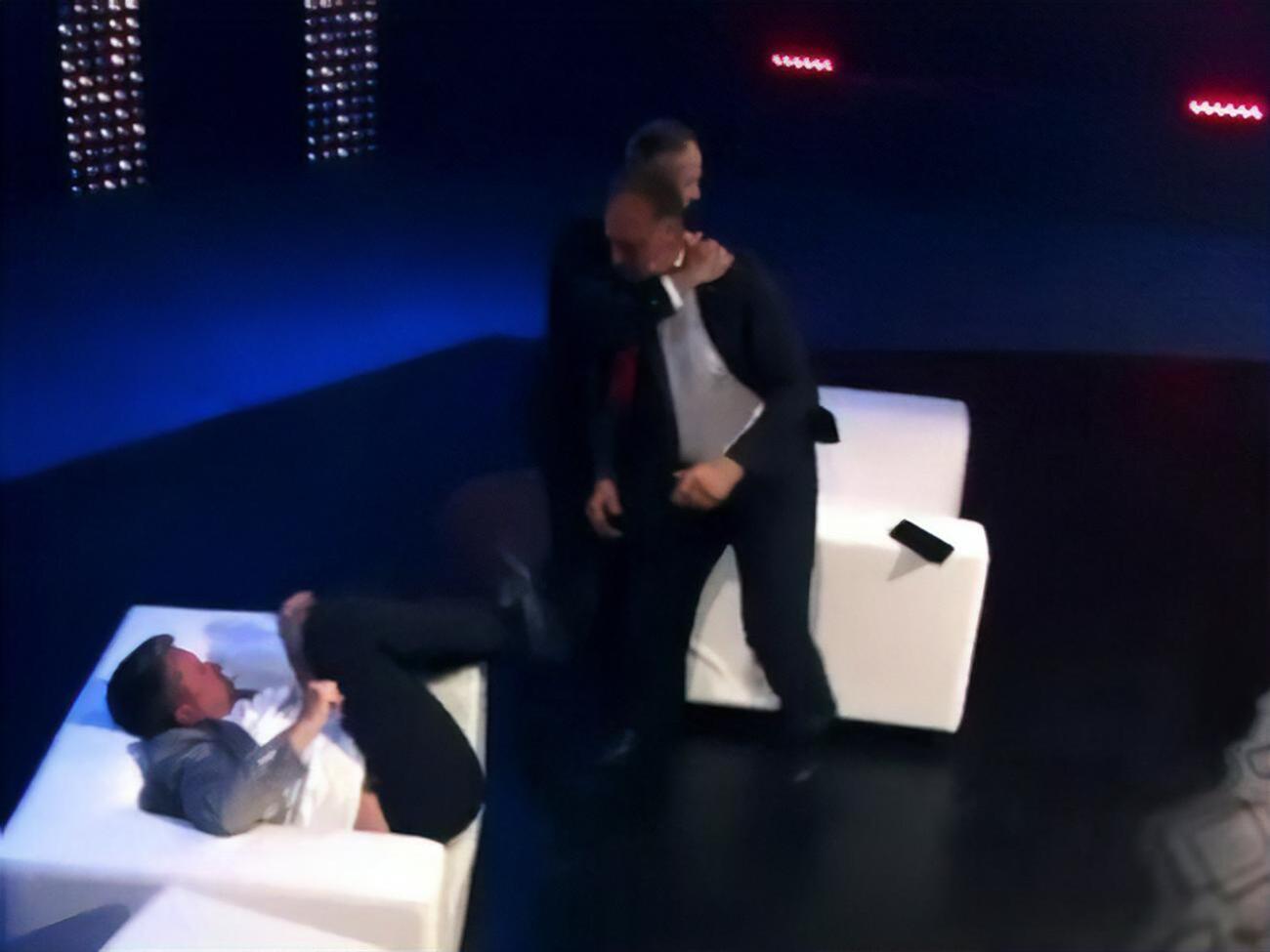 Бывший и действующий парламентарии подрались в прямом эфире