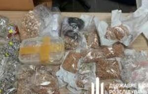 Суд наложил на драгоценности арест