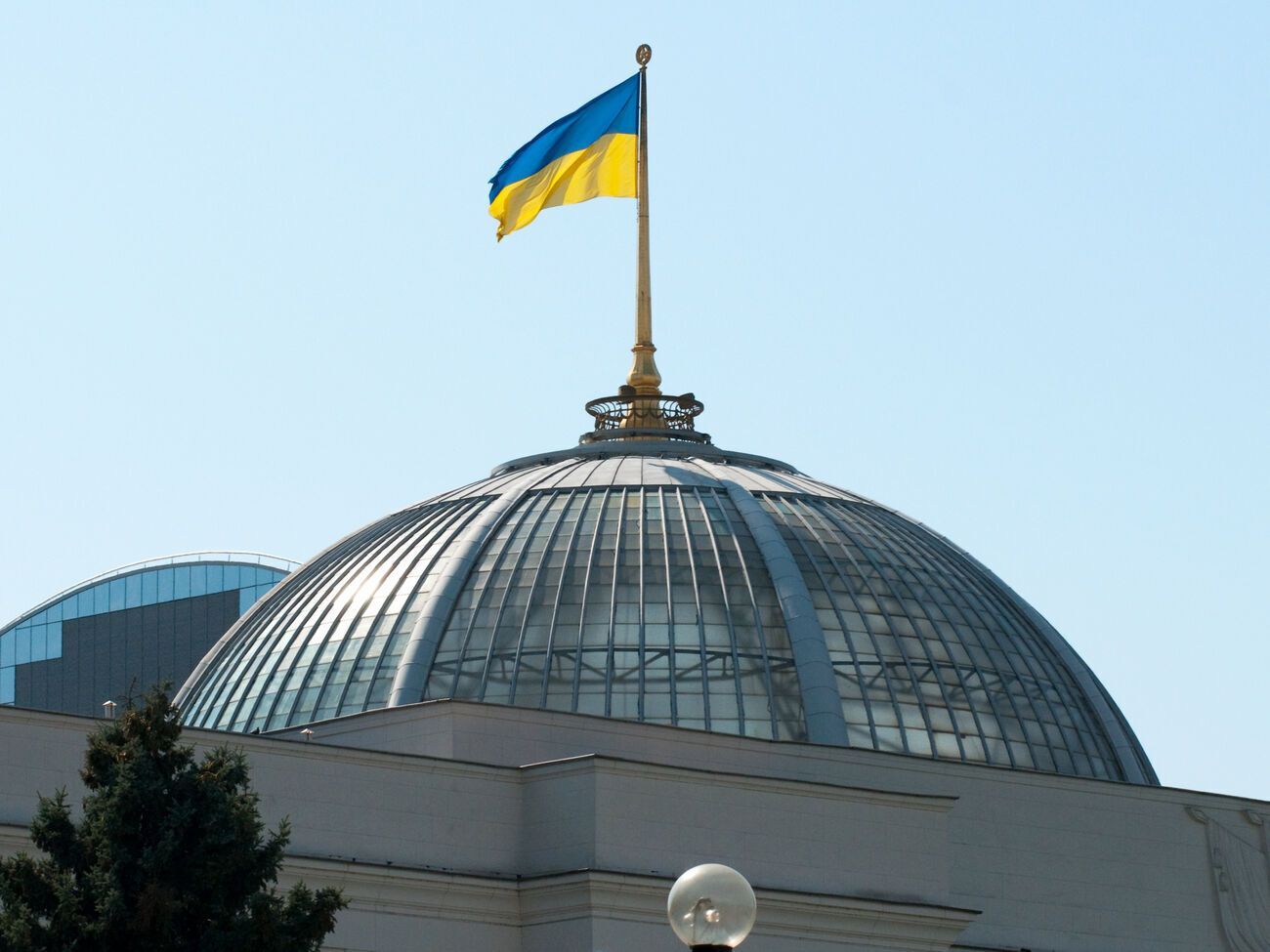 На внеочередном заседании 18 мая Рада рассмотрит кадровые вопросы