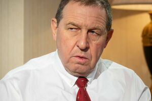 Ілларіонов: У схожих умовах боєприпаси зберігають і в Казахстані, і в Таджикистані, і в Узбекистані, але ніде таких вибухів не відбувається