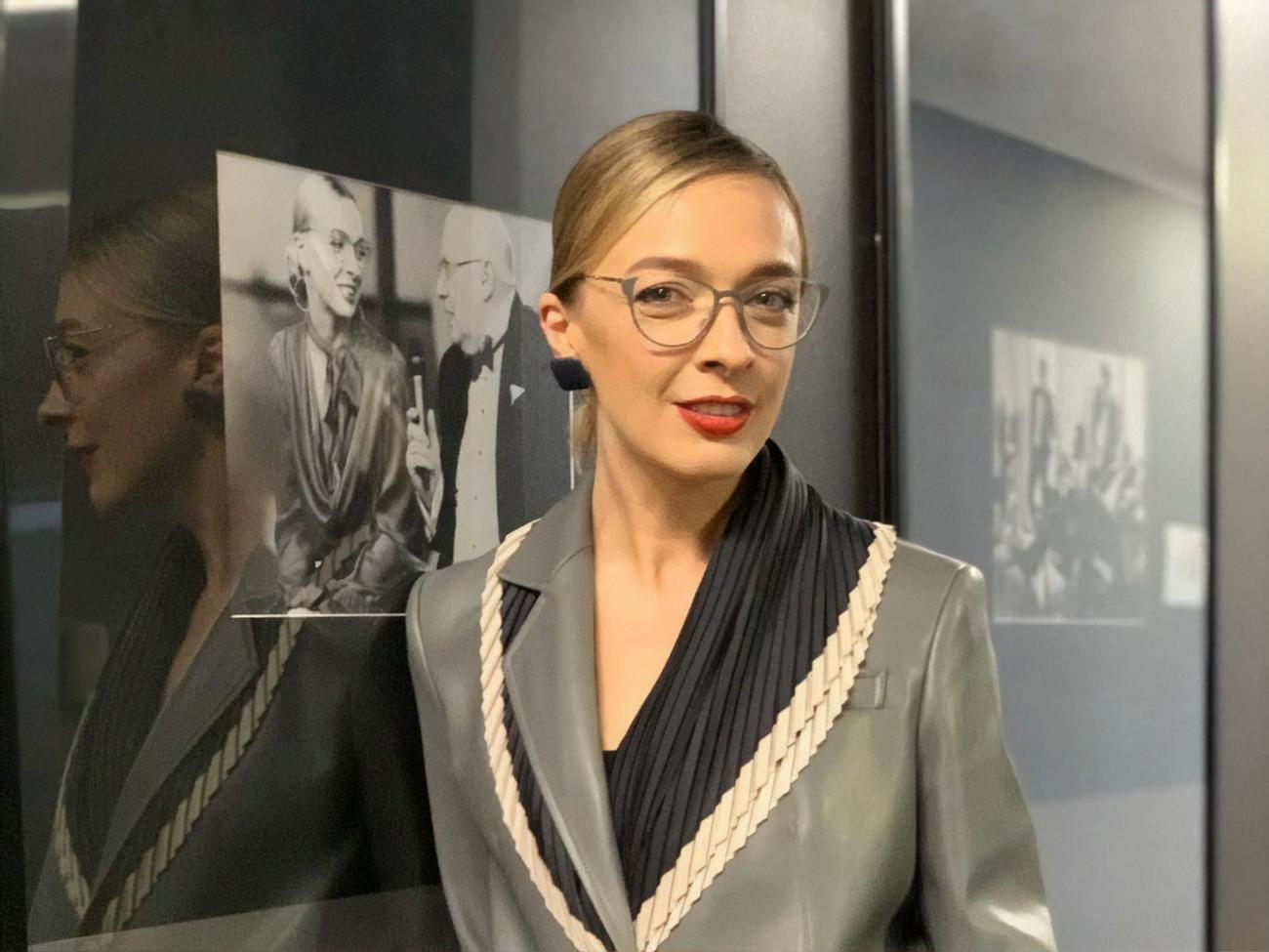 Фролова:&nbsp;Как-то не могу я себя отождествить с устоявшимся выражением "молодая мамочка"