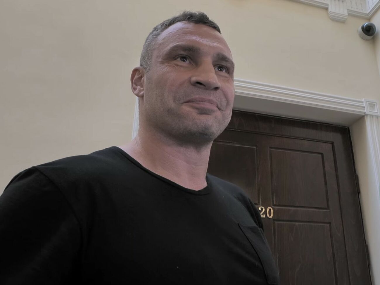 Визит СБУ к Кличко зафиксировали камеры видеонаблюдения