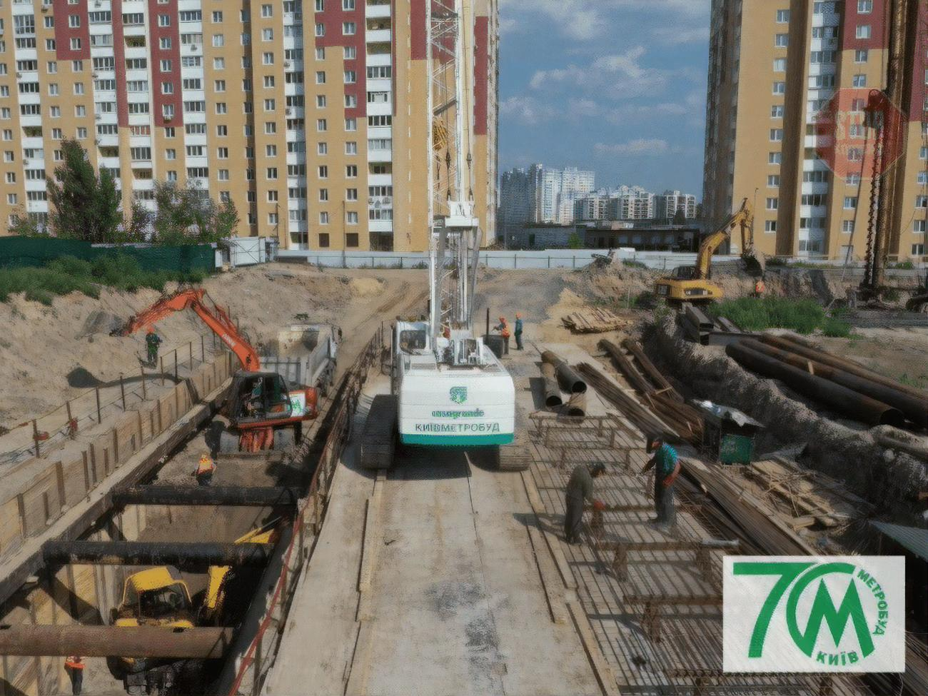 Сотрудники обратились к власти с требованием дать им нормально работать