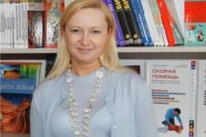 Офіційно про розлучення Януковича з першою дружиною не повідомляли, але, за даними ЗМІ, він живе в Росії з Полежай