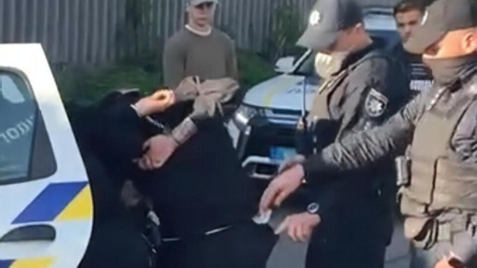 В полиции сообщили, что вернули задержанному деньги, которые у него выпали