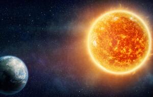 10 февраля 2021 года космический корабль оказался на половине расстояния от Земли до Солнца