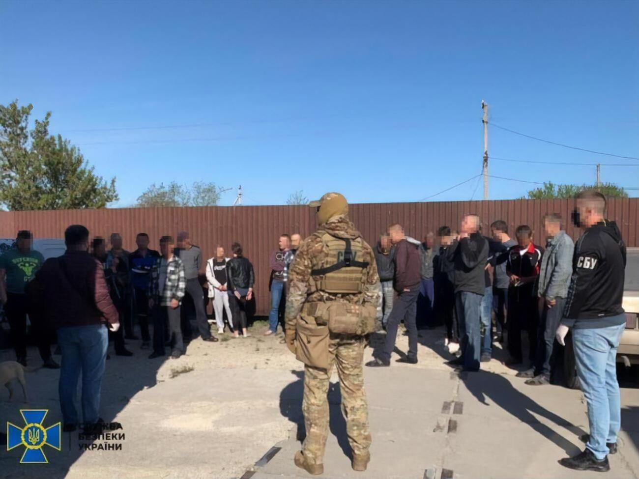 У так званому реабілітаційному центрі було до 80 осіб
