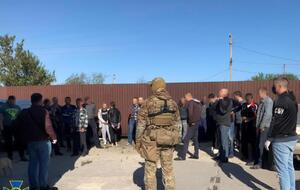 У так званому реабілітаційному центрі було до 80 осіб