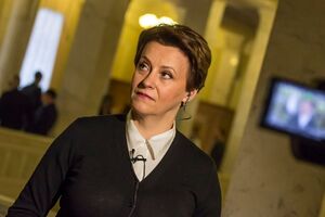 Нина Южанина: У нас тема популярная – поднимать до бесконечности налоговую нагрузку