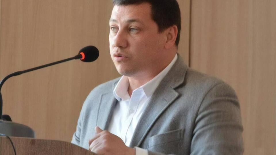 Депутат не знає, які мотиви були в нападників