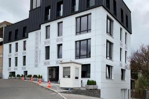 Возле Киево-Печерской лавры строится шестиэтажное офисное здание