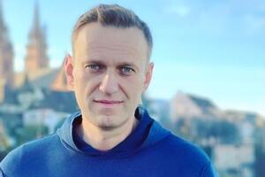 Навальный: Я все еще в первой половине своей увлекательный трансформации из еле волочащего ноги скелета в просто голодного мужчину