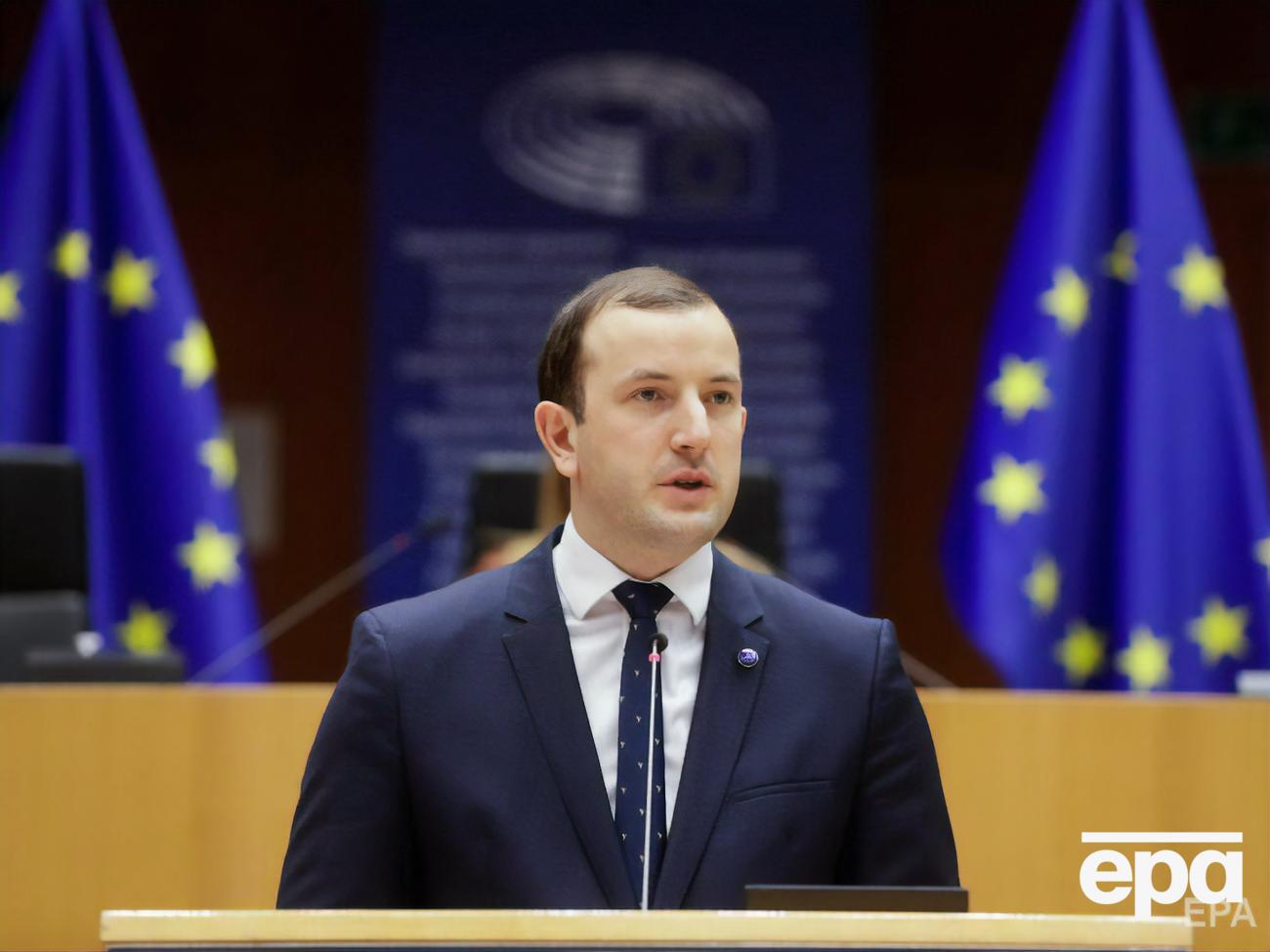 Мониторинг сточных вод может быть недорогим и надежным источником информации о распространении коронавируса, отметил Синкявичюс