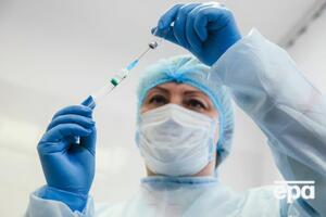Вакцинація в Україні стартувала 24 лютого
