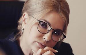 Тимошенко: Каждый раз, надевая вышиванку, мы становимся лучше! Делаем мир красивее, а наше государство крепче