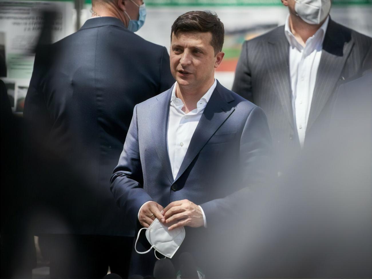 Зеленскому доверяют 46% украинцев