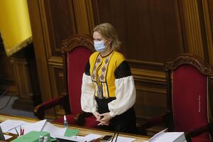 Зеленский, Порошенко, Корниенко, Шмыгаль, Кондратюк. Украинские политики надели вышиванки. Фоторепортаж