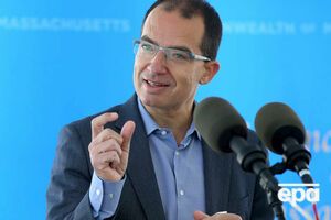 Список новых миллиардеров, разбогатевших на COVID-вакцинах, возглавил гендиректор Moderna Бансель