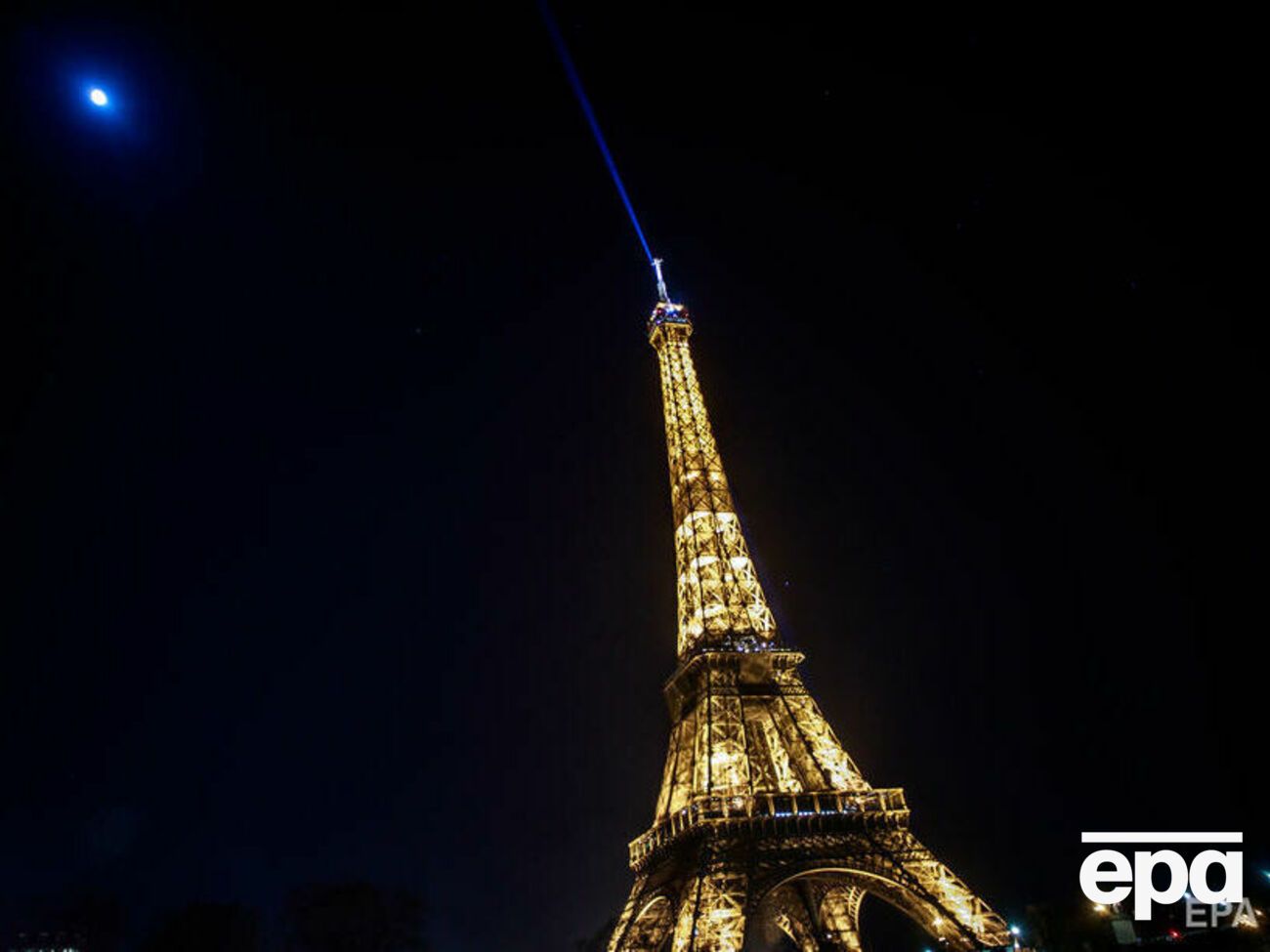 Ейфелева вежа цього року може одержати збитки на &euro;70 млн