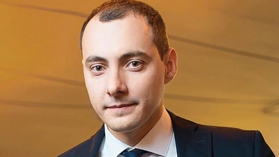 Кубраков – Южаниной: Я иногда получаю депутатские запросы от вас касательно строительства дорог. И они иногда, так выходит, созданы в интересах одной из компаний
